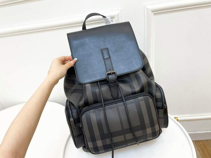 Picture of Burberry Mens Bags _SKUfw136586851fw